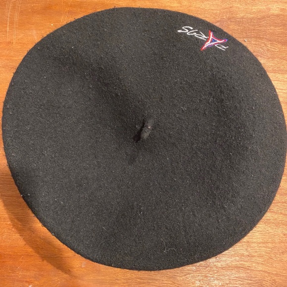 Black French beret wool PARIS Eiffel Tower France - Picture 8 of 16